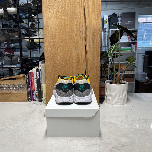 Nike Airmax 1 Ultra Essential 'Emerald Green' - Picture 4 of 5